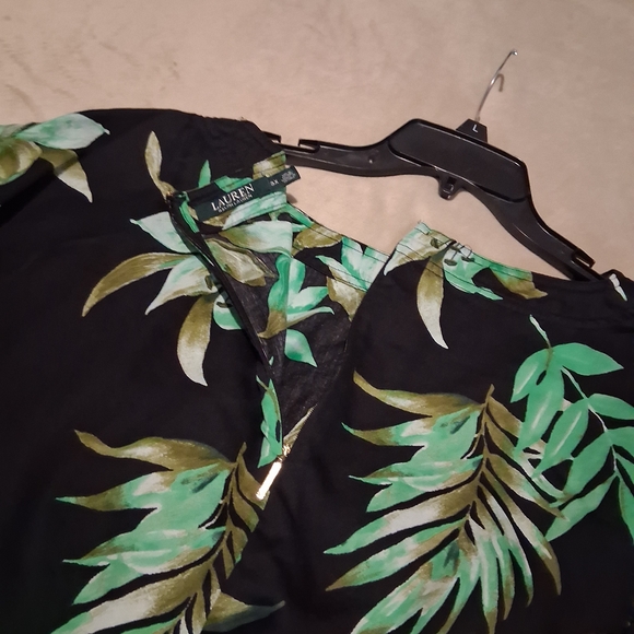 Lauren Ralph Lauren Black Top with Green Tropical Leaf Print - Picture 7 of 7